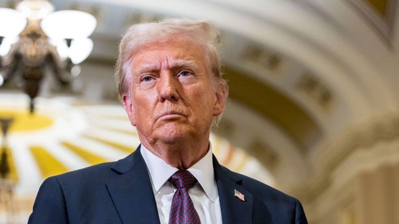  Ð¢ÑÐ°Ð¼Ð¿: ÐÑÐ±ÐµÑÐ½Ð°ÑÐ¾Ñ ÐÐ°Ð»Ð¸ÑÐ¾ÑÐ½Ð¸Ð¸ Ð¿Ð¾ÑÐµÑÑÐ» ÐºÐ¾Ð½ÑÑÐ¾Ð»Ñ Ð½Ð°Ð´ ÑÐ¸ÑÑÐ°ÑÐ¸ÐµÐ¹ Ð² ÑÑÐ°ÑÐµ 