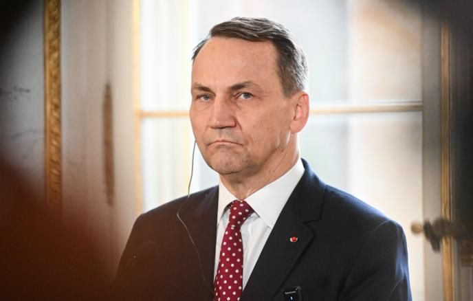  Ð¡Ð¸ÐºÐ¾ÑÑÐºÐ¸Ð¹ ÑÑÐ°Ð²Ð½Ð¸Ð» ÑÑÑÐµÑÑÐ²ÑÑÑÐµÐµ Ð² ÐÐ¾Ð»ÑÑÐµ ÑÐ°ÑÐ¿ÑÐµÐ´ÐµÐ»ÐµÐ½Ð¸Ðµ Ð²Ð»Ð°ÑÑÐ¸ Ñ ÐÑÐµÐ²Ð½Ð¸Ð¼ Ð Ð¸Ð¼Ð¾Ð¼ 