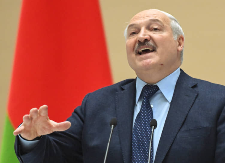 Лукашенко заявил, что выделенный США Украине $61 млрд не изменит ситуацию на фронте