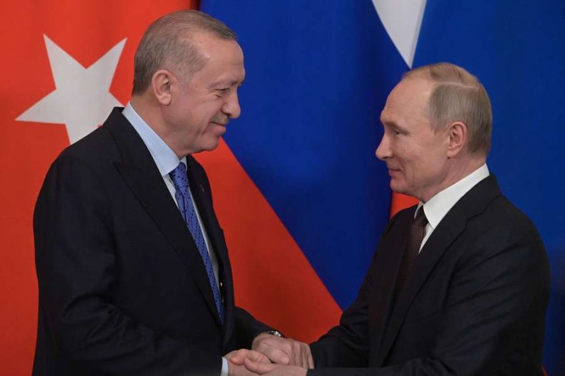 Байрактар: сделки по газу с РФ помогли Турции избежать энергетического кризиса