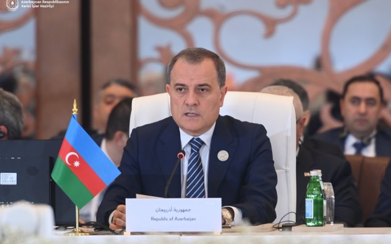 Джейхун Байрамов выступил на 3-м заседании Экономического форума 