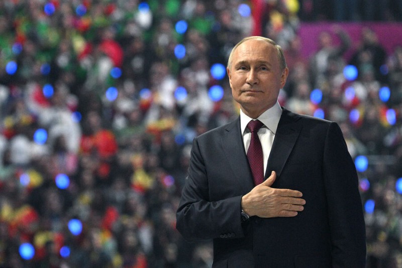 Путин одобрил проведение фестиваля «Спасская башня»