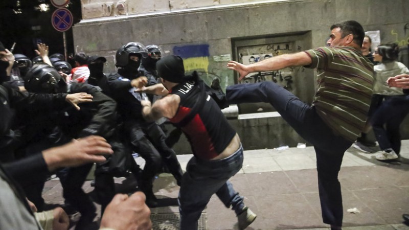 МВД: за два дня протестов в Тбилиси пострадали семь полицейских