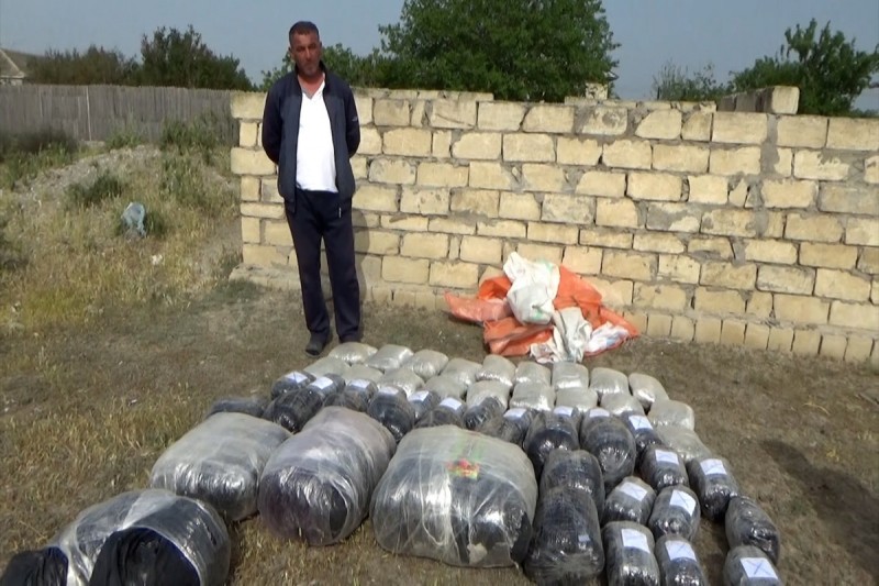 В Азербайджане обнаружено 87 кг наркотиков, доставленных из Ирана, есть задержанный - ВИДЕО