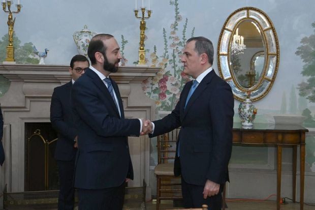 В Алматы завершились переговоры глав МИД Азербайджана и Армении  
