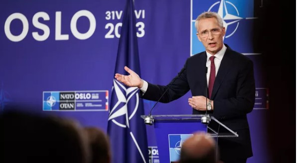 Генсек НАТО: бессмысленно восстанавливать Украину, если она проиграет  